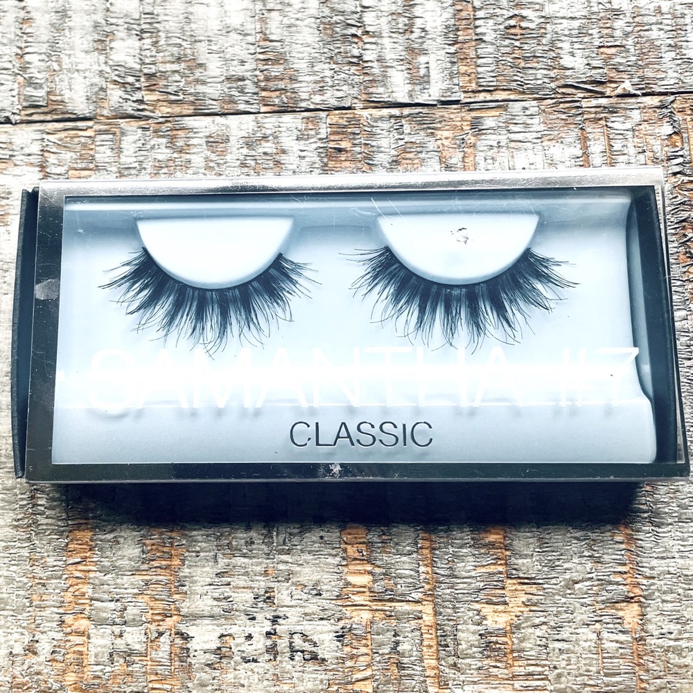 HUDA BEAUTY LASHES